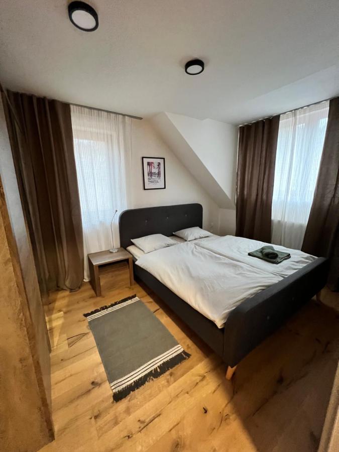 Apartman Juh 塔莱 外观 照片