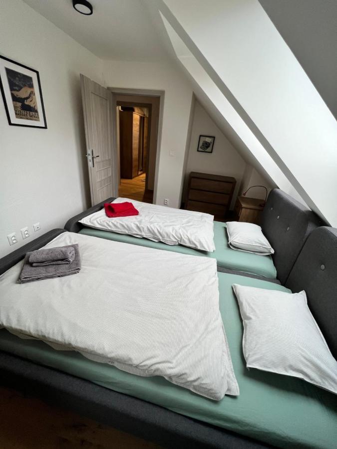 Apartman Juh 塔莱 外观 照片